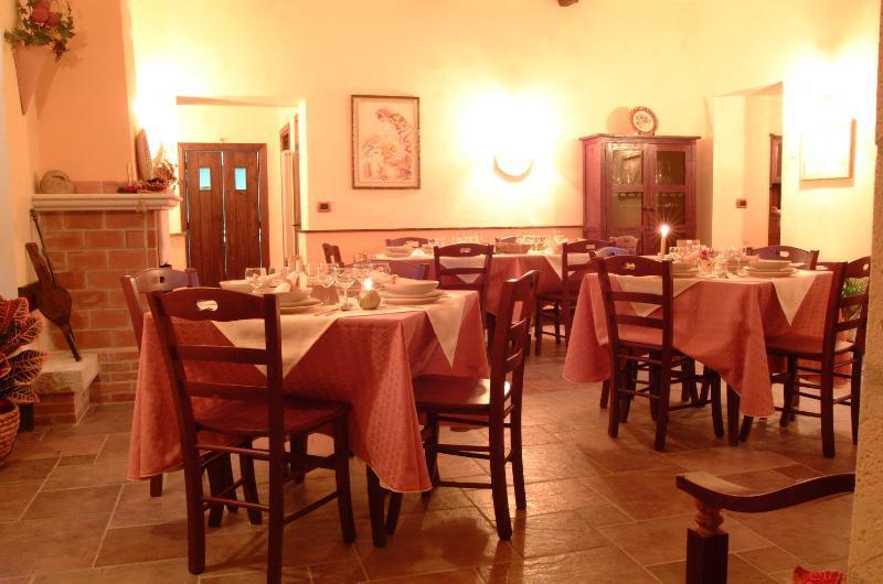 Il Fiorile Villa เบเนเวนโต ภายนอก รูปภาพ